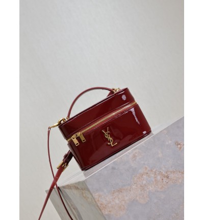 Ysl GABY vanity bag in lambskin 18 x 11 x 6.5 cm
