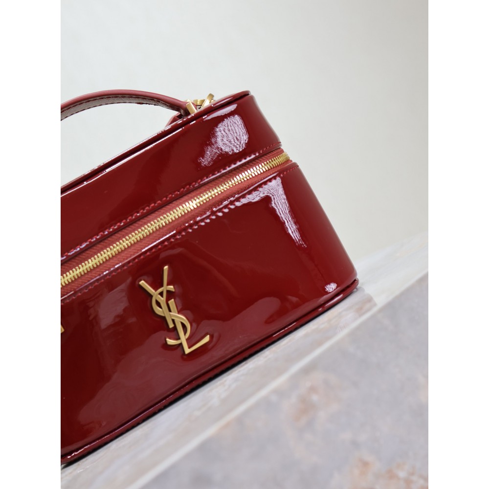Ysl GABY vanity bag in lambskin 18 x 11 x 6.5 cm Bags