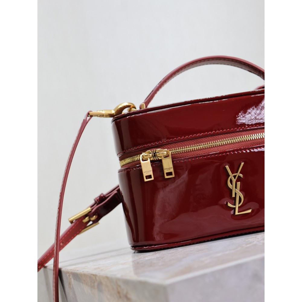 Ysl GABY vanity bag in lambskin 18 x 11 x 6.5 cm Bags
