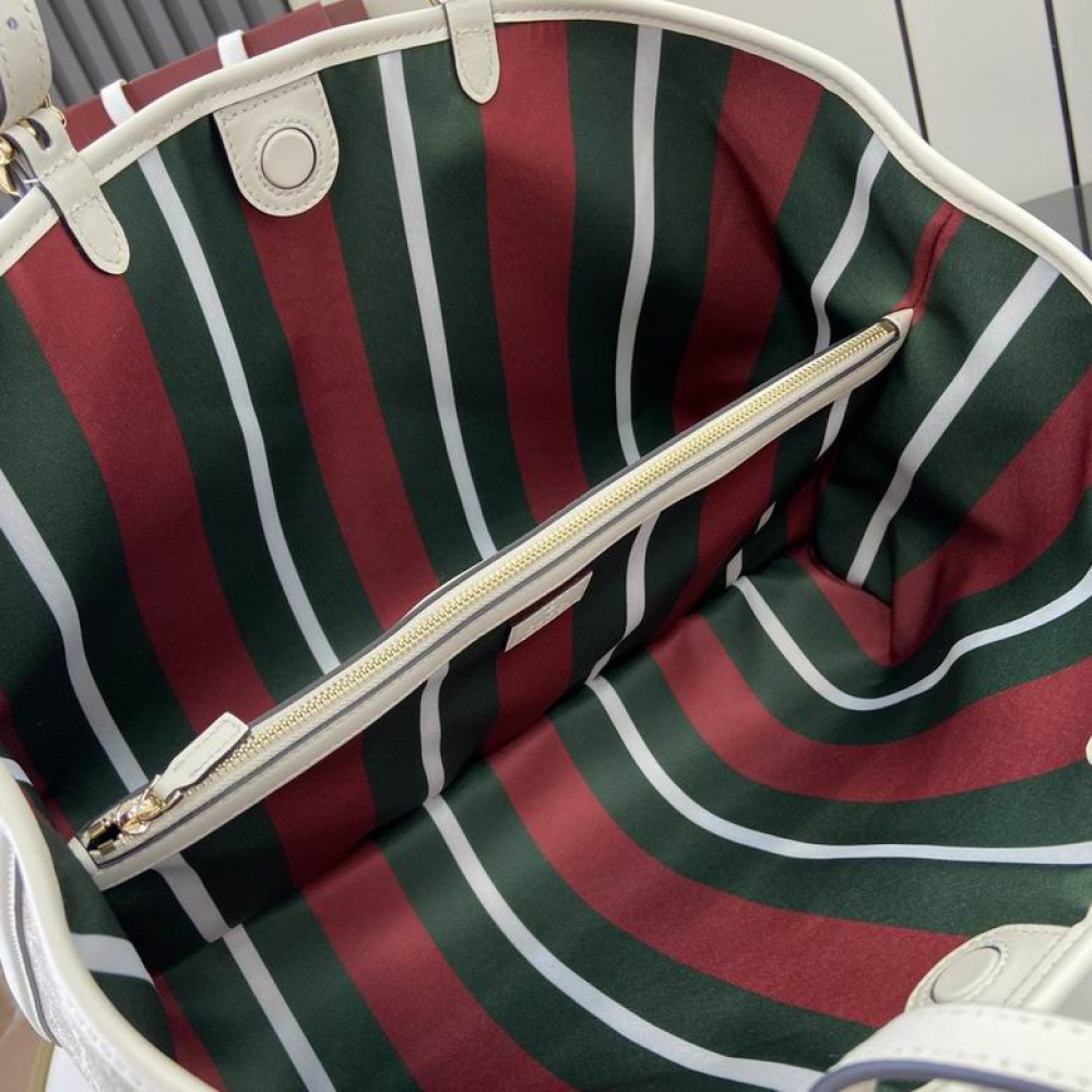 Gucci GG Emblem large tote bag 815213 38x25x15cm Bags