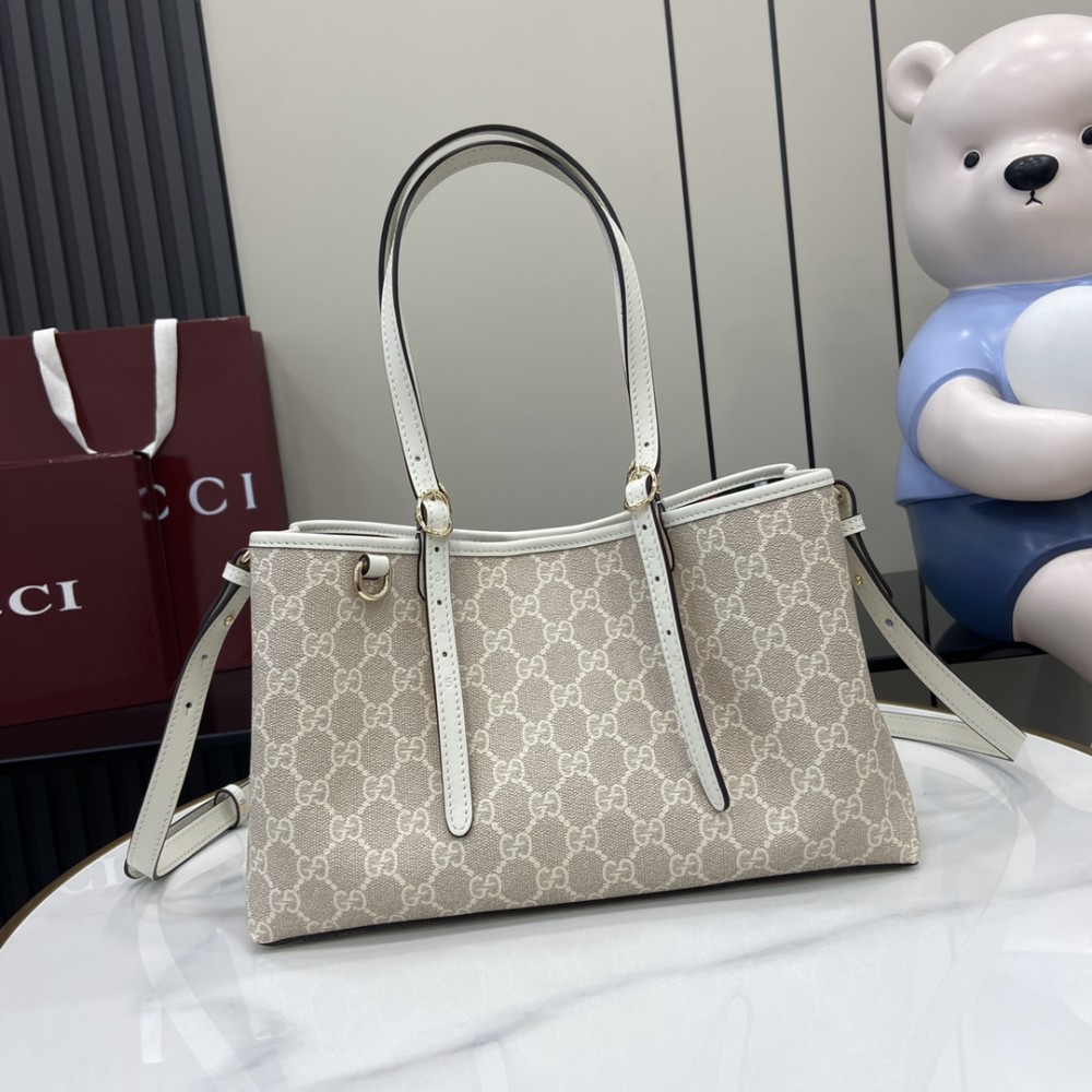 Gucci GG Emblem medium tote bag 815214 30x18x11cm Bags