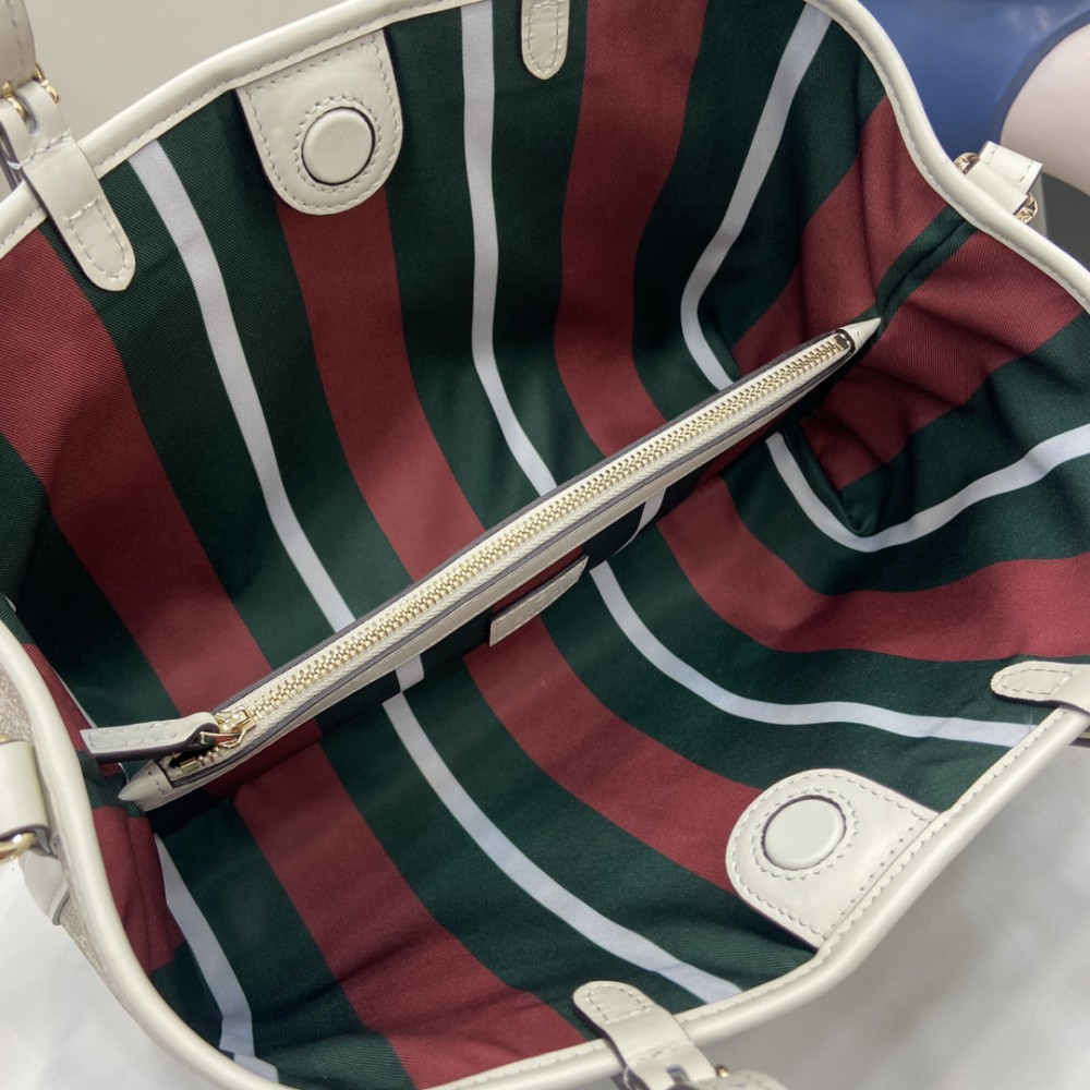 Gucci GG Emblem medium tote bag 815214 30x18x11cm Bags