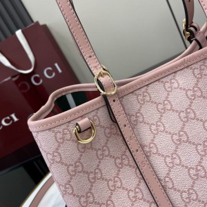 Gucci GG Emblem medium tote bag 815214 30x18x11cm Bags