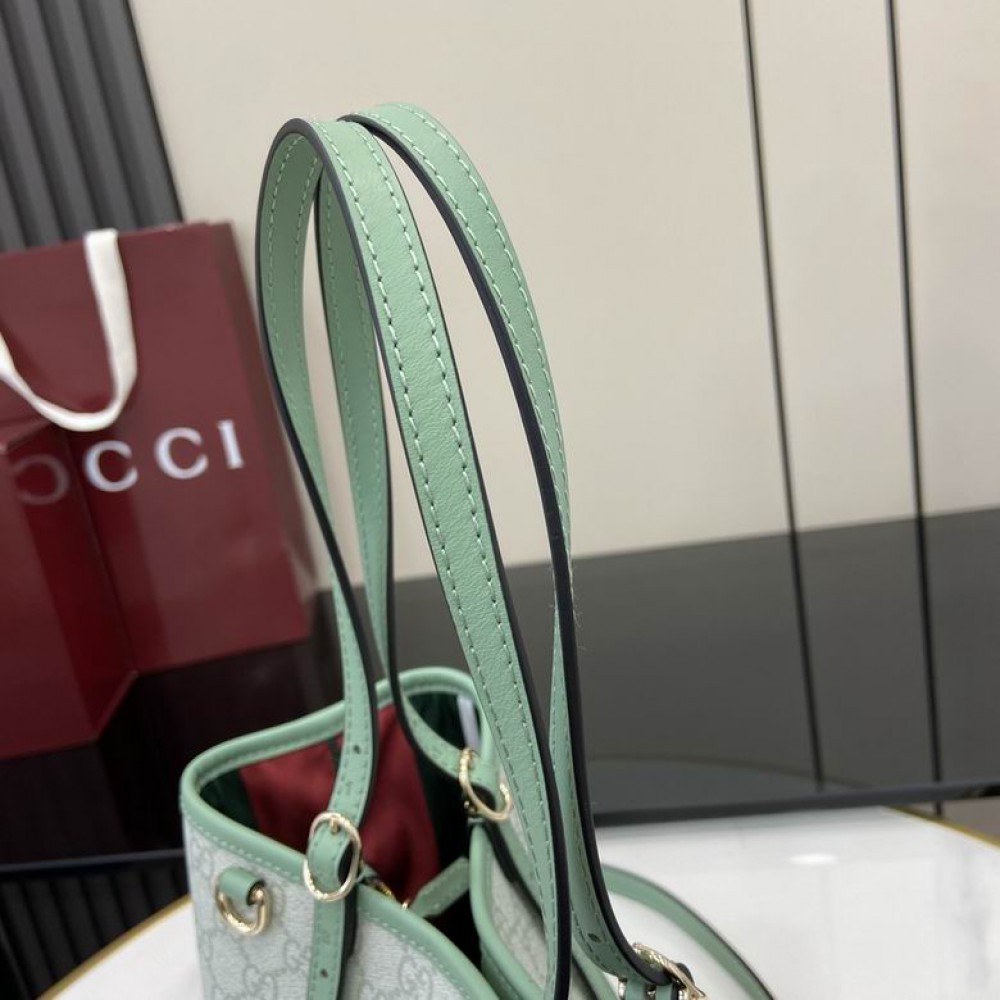 Gucci GG Emblem medium tote bag 815214 30x18x11cm Bags