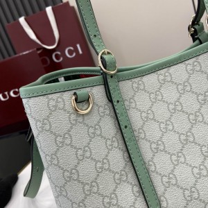 Gucci GG Emblem medium tote bag 815214 30x18x11cm Bags
