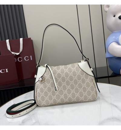 Gucci GG Emblem small shoulder bag 815218 24.5x16x5cm