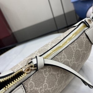 Gucci GG Emblem small shoulder bag 815218 24.5x16x5cm Bags