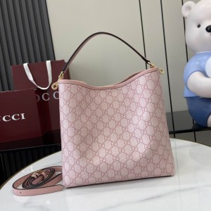 Gucci GG Emblem medium bucket bag 815103 25x25x15.5cm Bags