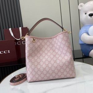 Gucci GG Emblem medium bucket bag 815103 25x25x15.5cm Bags