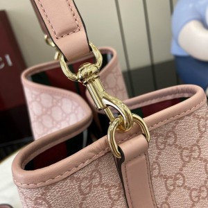 Gucci GG Emblem medium bucket bag 815103 25x25x15.5cm Bags