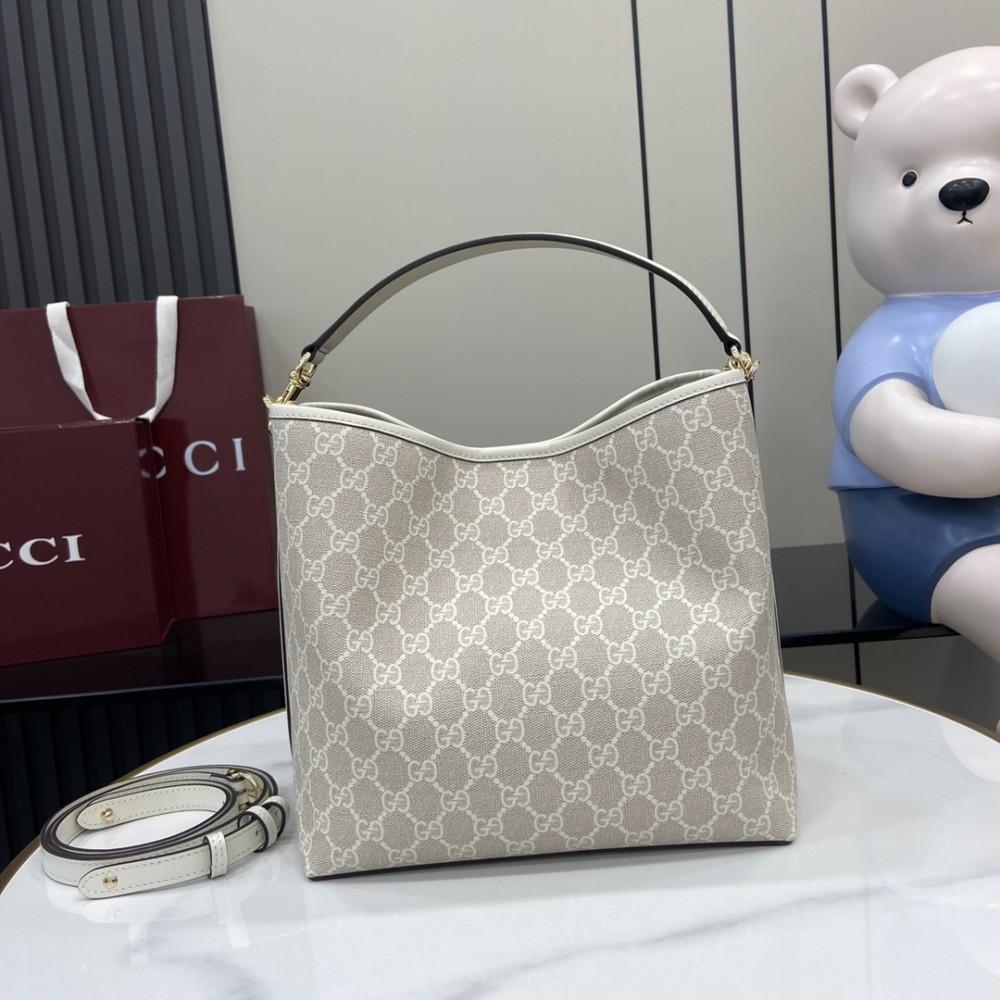 Gucci GG Emblem medium bucket bag 815103 25x25x15.5cm Bags