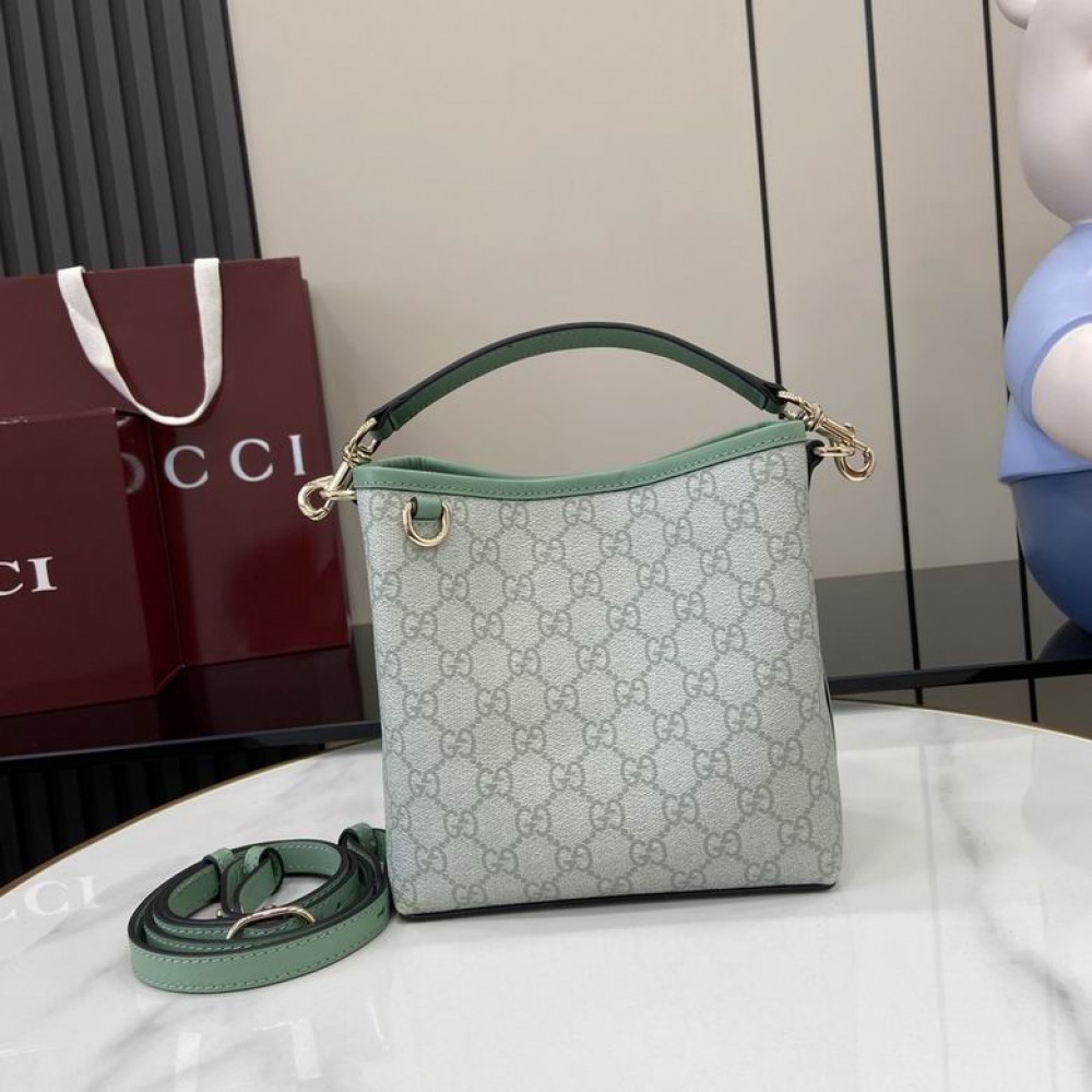 Gucci GG Emblem mini bucket bag 815118 19x18x11cm Bags