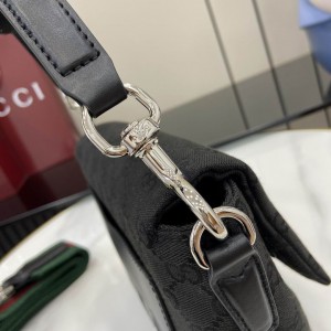 Gucci Small GG crossbody bag with Web 821617 19x15x7cm Bags
