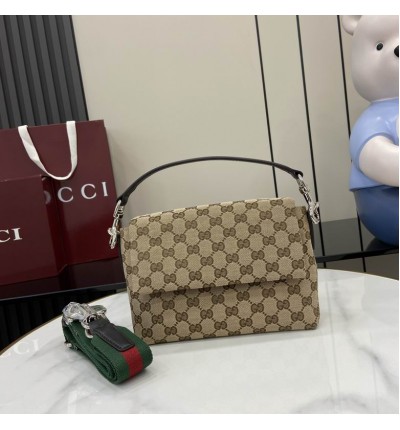 Gucci Small GG crossbody bag with Web 821617 19x15x7cm
