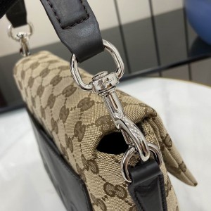 Gucci Small GG crossbody bag with Web 821617 19x15x7cm Bags