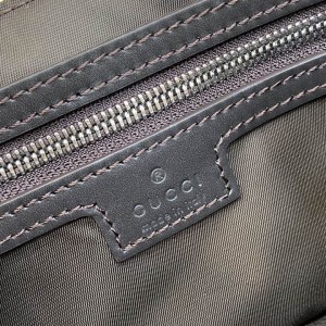 Gucci Small GG crossbody bag with Web 821617 19x15x7cm Bags