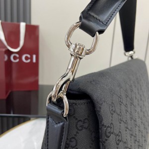Gucci Medium GG crossbody bag with Web 821616 36x25x12cm Bags