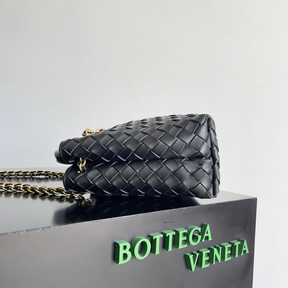 Bottega veneta andiamo small Andiamo 25x20cm Bags