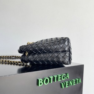 Bottega veneta andiamo small Andiamo 25x20cm Bags