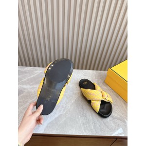 Fendi leather sandals 36-42 Shoes