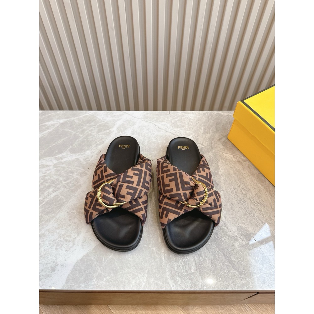 Fendi leather sandals 36-42 Shoes