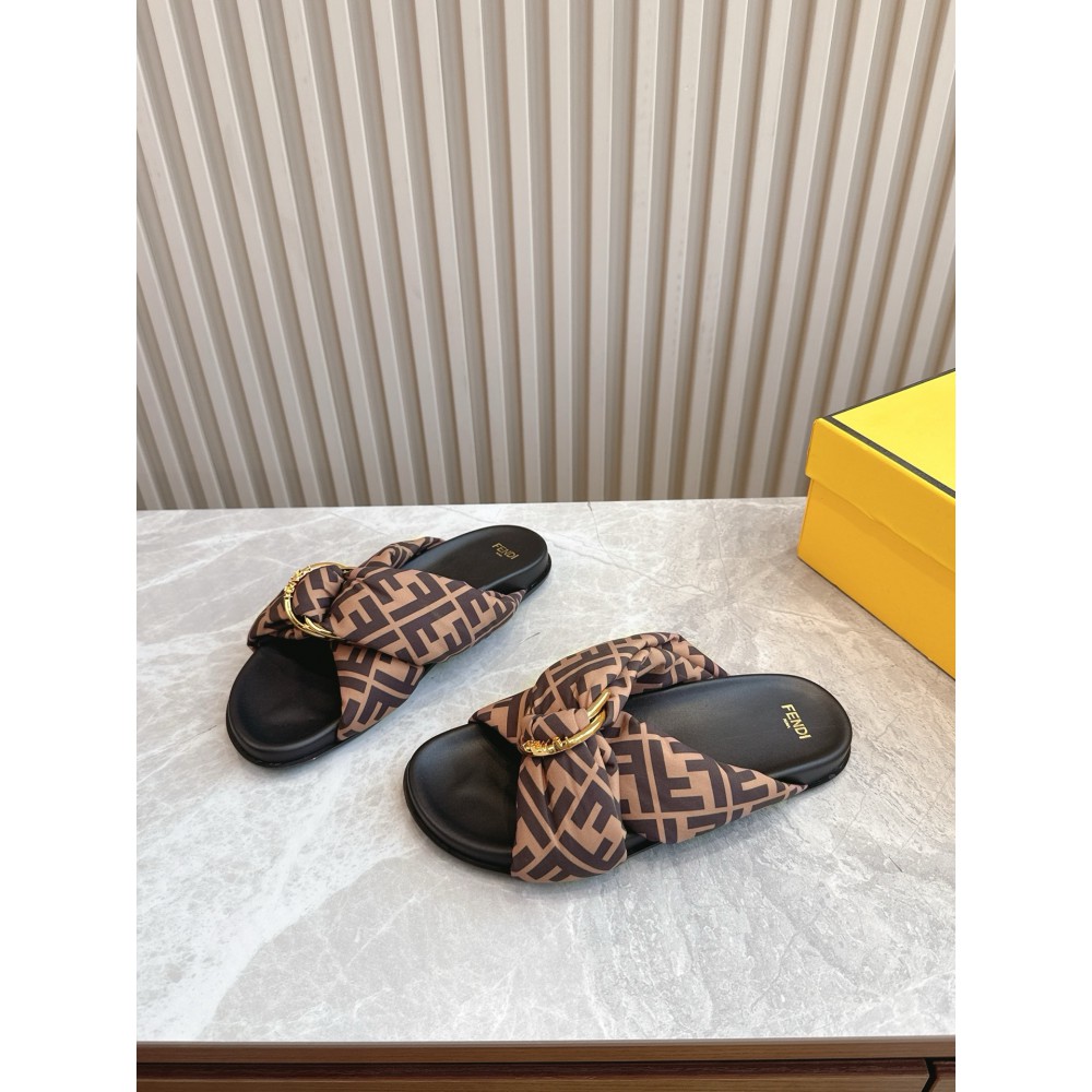 Fendi leather sandals 36-42 Shoes