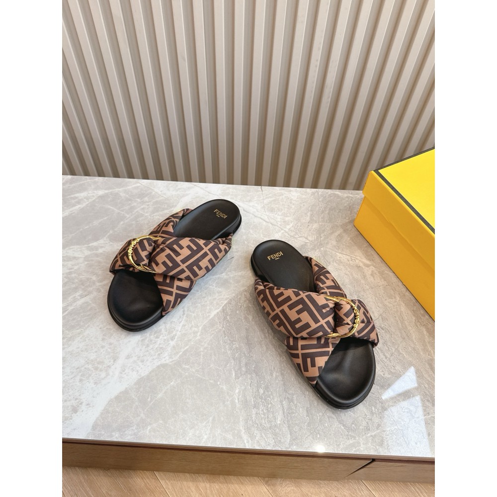 Fendi leather sandals 36-42 Shoes