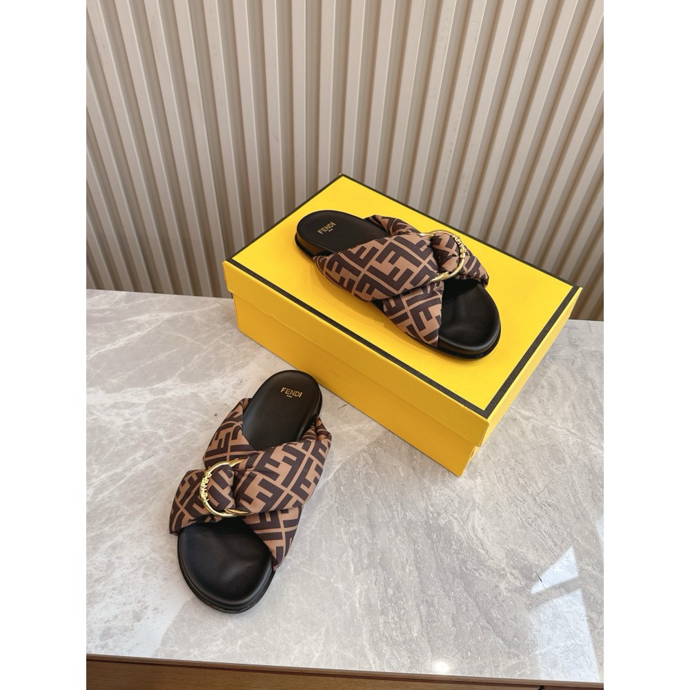 Fendi leather sandals 36-42 Shoes