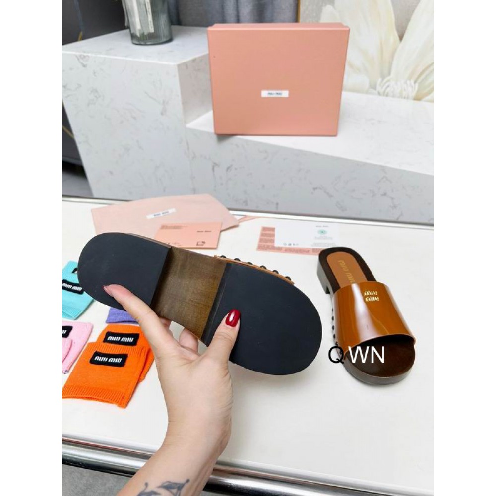 Miu Miu clogs leather patent 35-42 Shoes