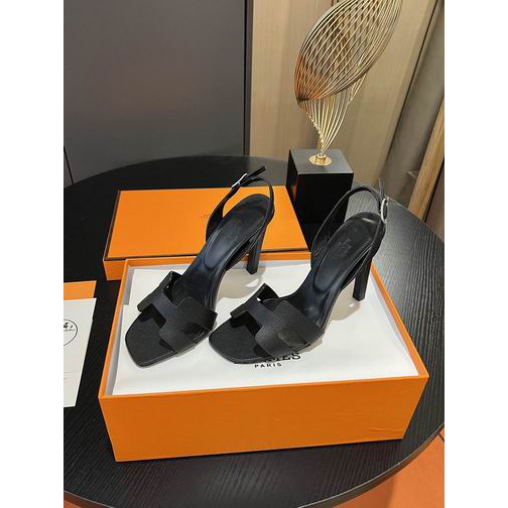 Hermes heeled sandals 10.5cm 36-42 