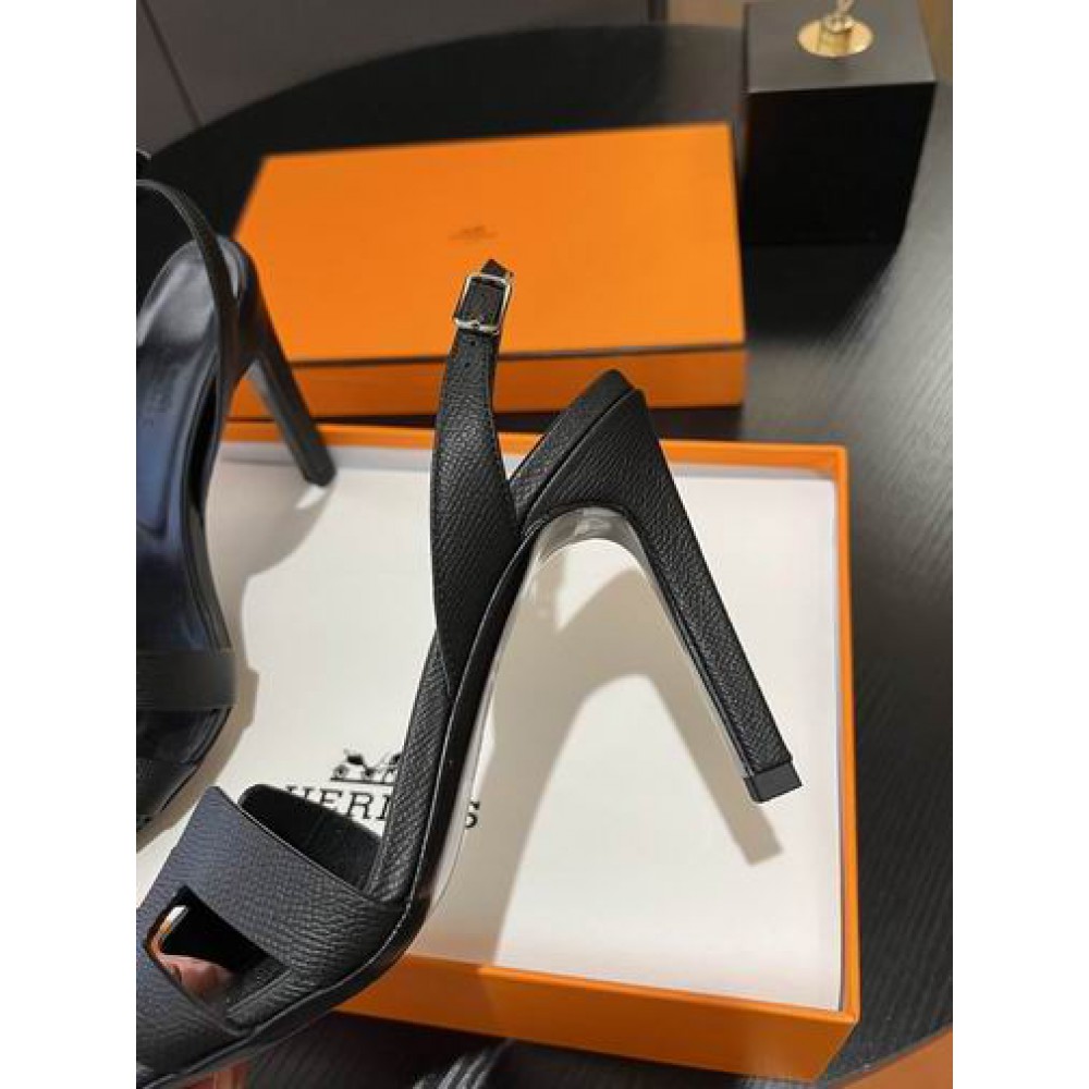 Hermes heeled sandals 10.5cm 36-42 
