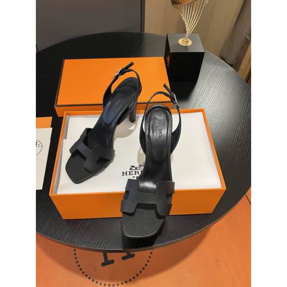 Hermes heeled sandals 10.5cm 36-42 