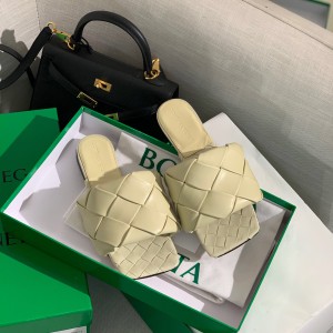 Bottega Veneta flat sandals 35-41 Shoes