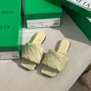 Bottega Veneta flat sandals 35-41 Shoes
