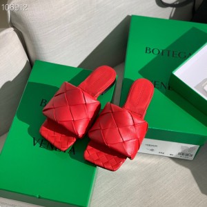 Bottega Veneta flat sandals 35-41 Shoes