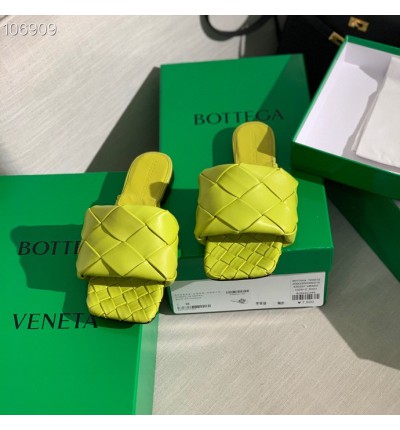 Bottega Veneta flat sandals 35-41