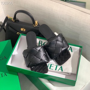 Bottega Veneta flat sandals 35-41 Shoes