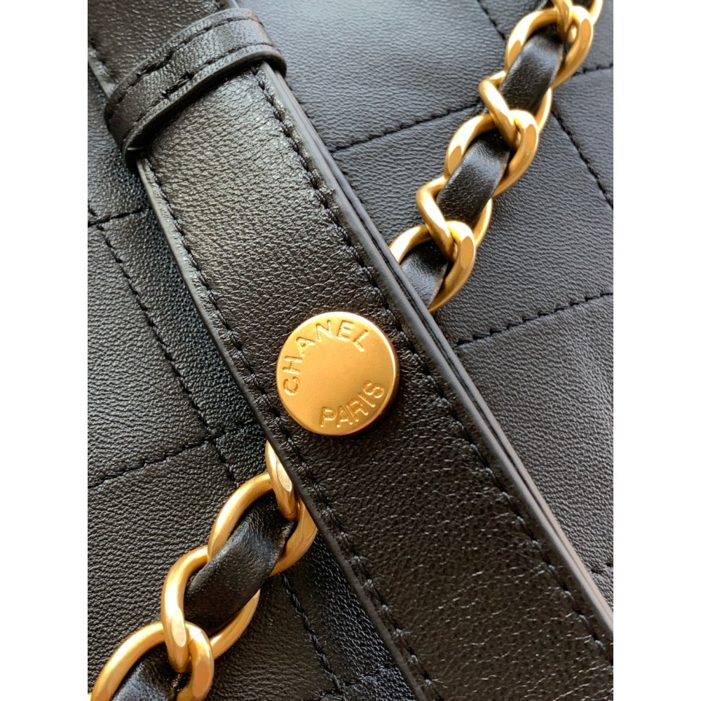 Chanel hobo bag 28x31x15cm calfskin leather Bags