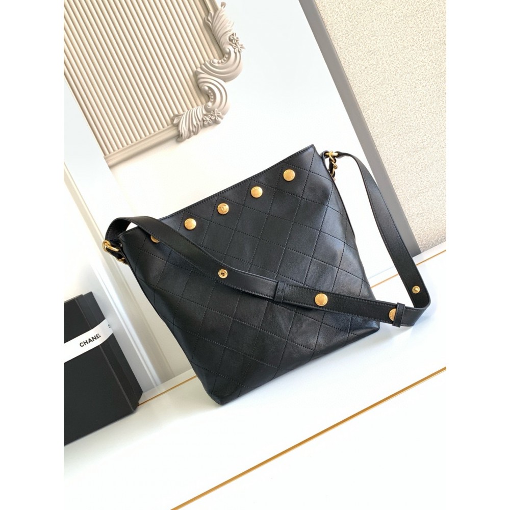 Chanel hobo bag 28x31x15cm calfskin leather Bags