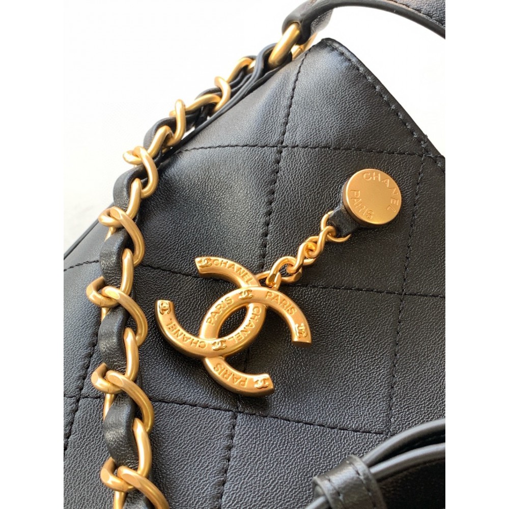 Chanel hobo bag 28x31x15cm calfskin leather Bags