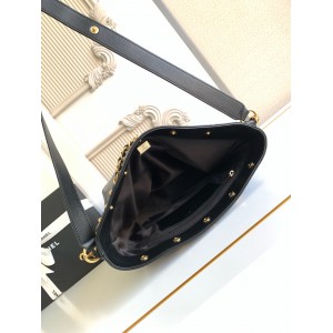 Chanel hobo bag 28x31x15cm calfskin leather Bags