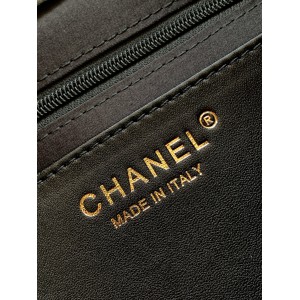 Chanel hobo bag 28x31x15cm calfskin leather Bags