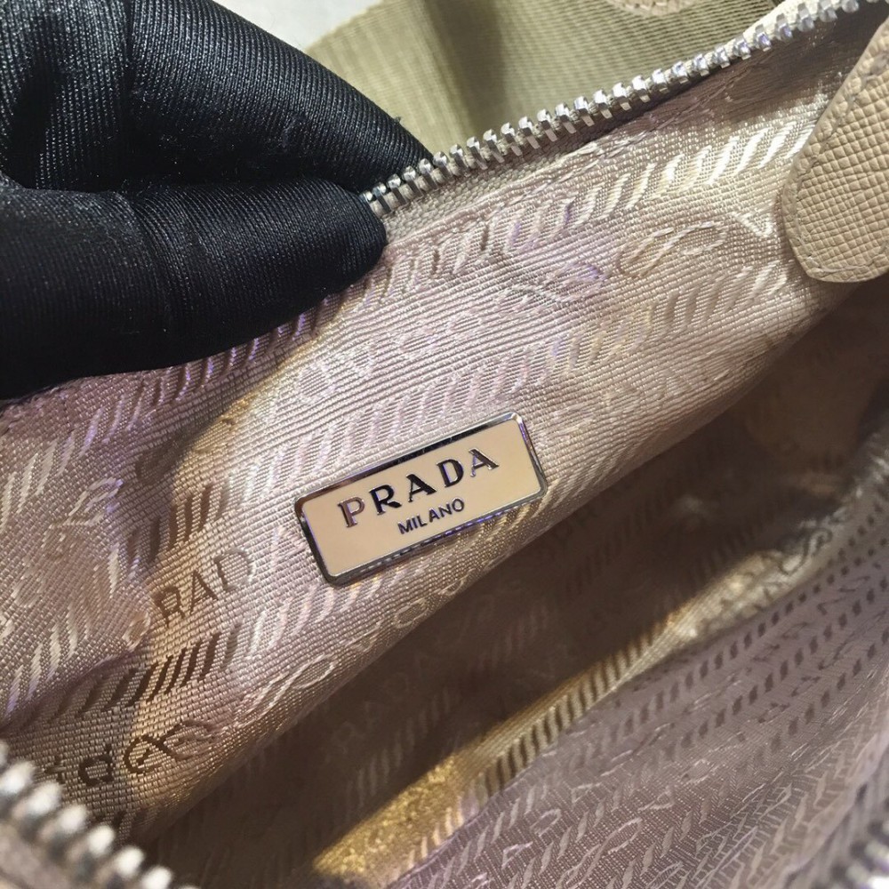 Prada re edition 2005 nylon hobo 22x12x6cm dessert color Prada shoulder bags