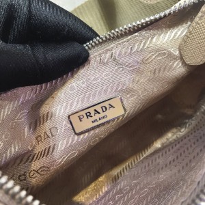 Prada re edition 2005 nylon hobo 22x12x6cm dessert color Prada shoulder bags
