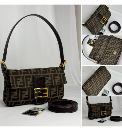 Fendi baguette 26x15x4cm