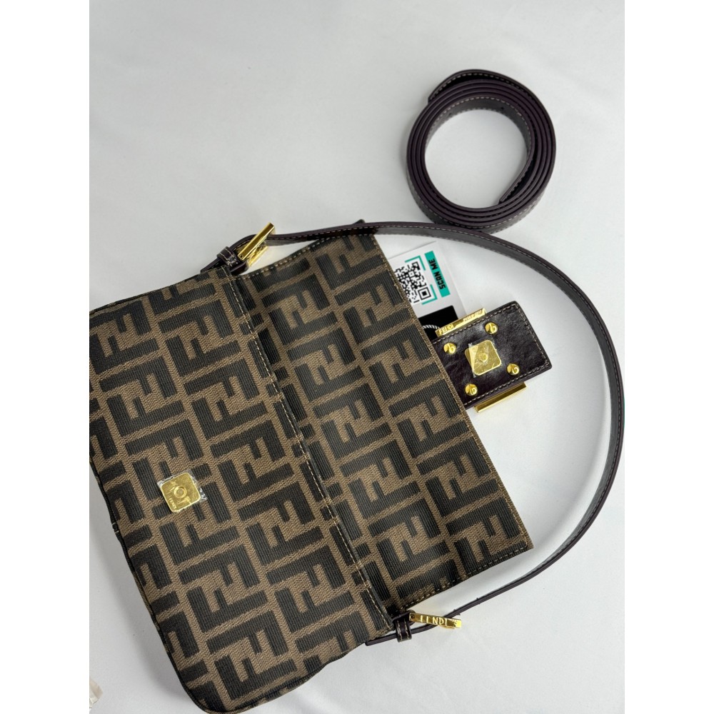 Fendi baguette 26x15x4cm Bags