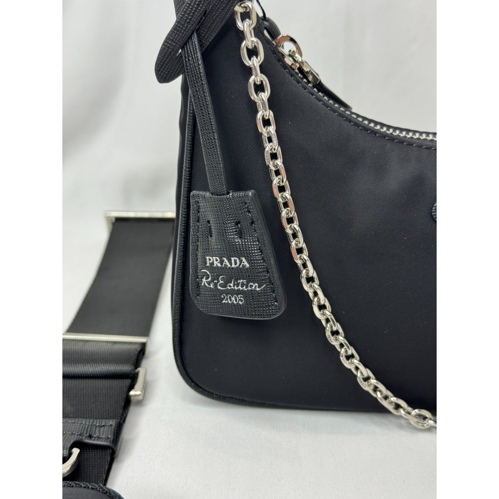 Prada re edition 2005 nylon hobo 22x12x6cm Προσφορές