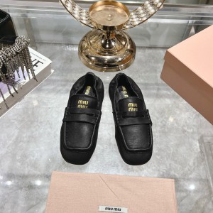 MiuMiu embossed logo squre toe loafers 35-42 Shoes