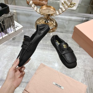 MiuMiu embossed logo squre toe loafers 35-42 Shoes