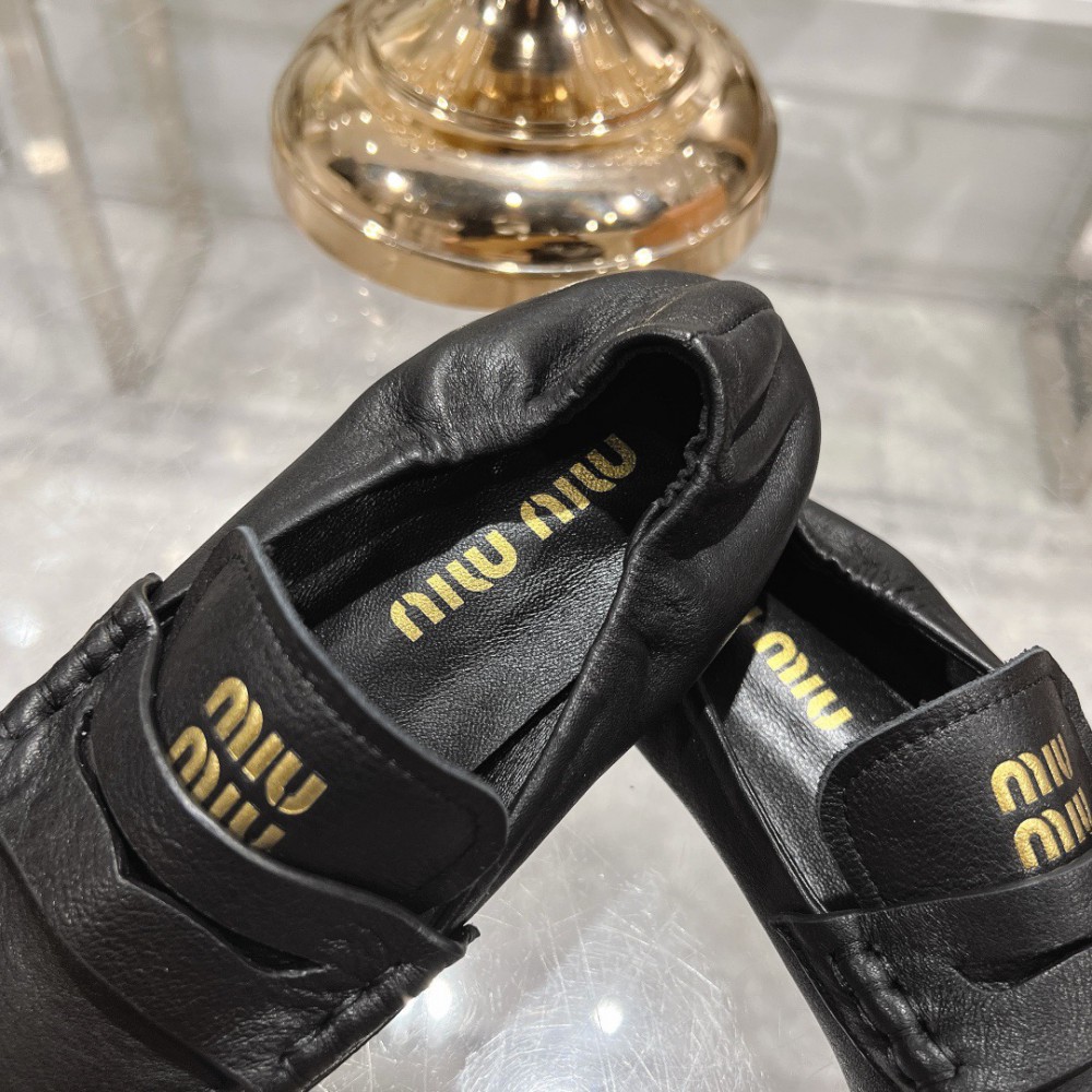 MiuMiu embossed logo squre toe loafers 35-42 Shoes